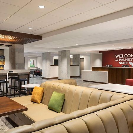 Hampton Inn Columbia-Downtown Historic District Exterior foto