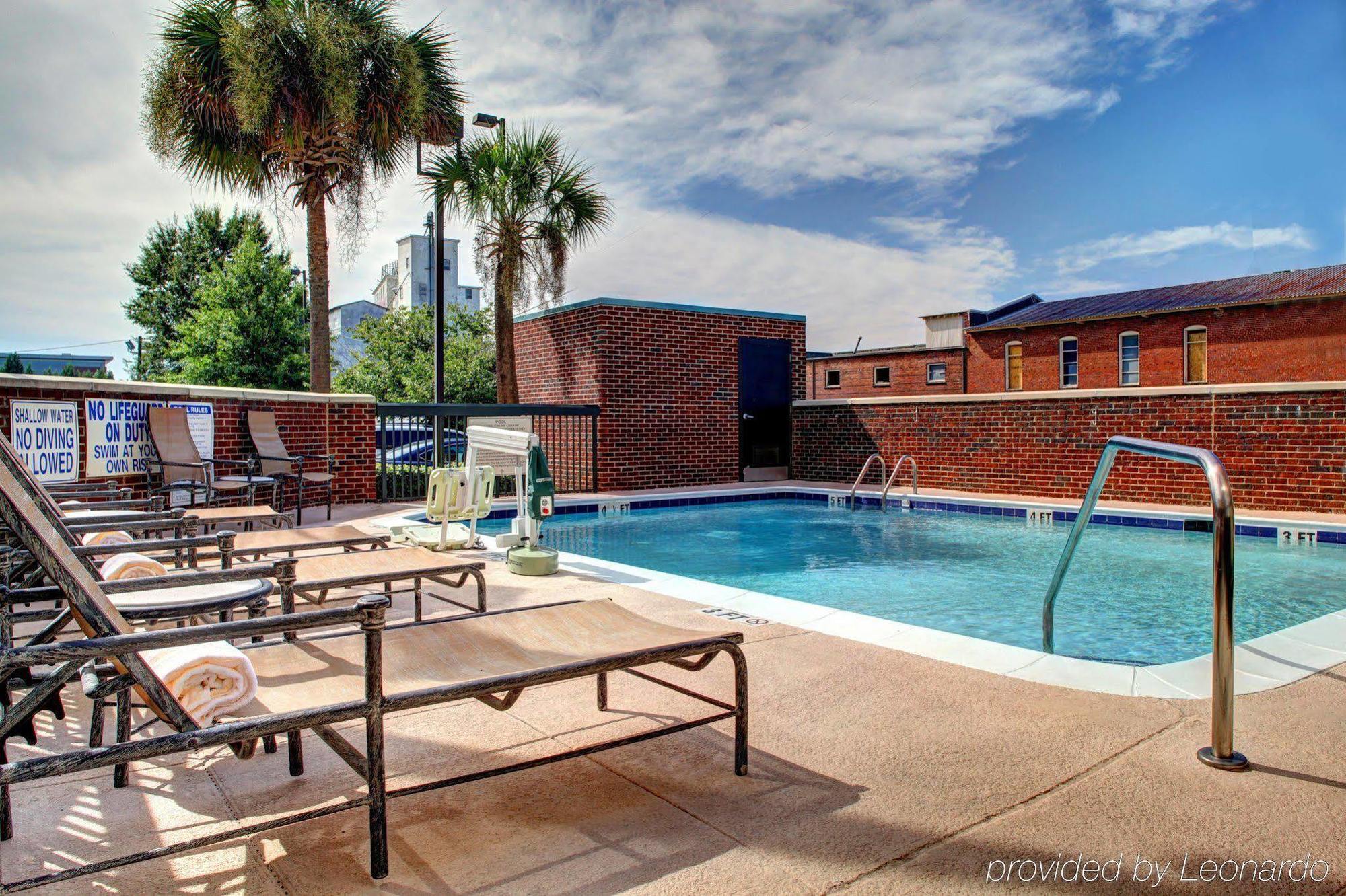 Hampton Inn Columbia-Downtown Historic District Exterior foto
